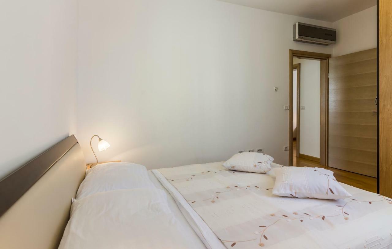 Apartman KP Medulin Bagian luar foto