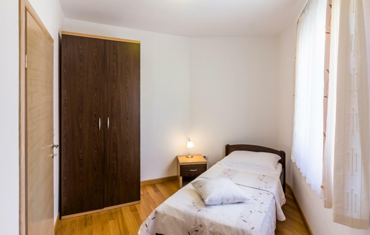 Apartman KP Medulin Bagian luar foto